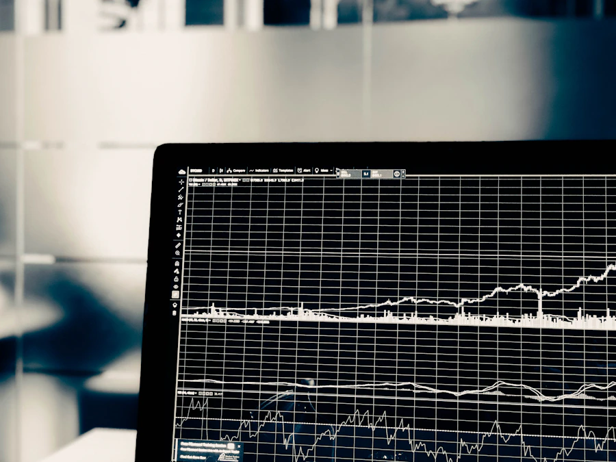 Engrenagens e mecanismos metálicos representando processos automatizados